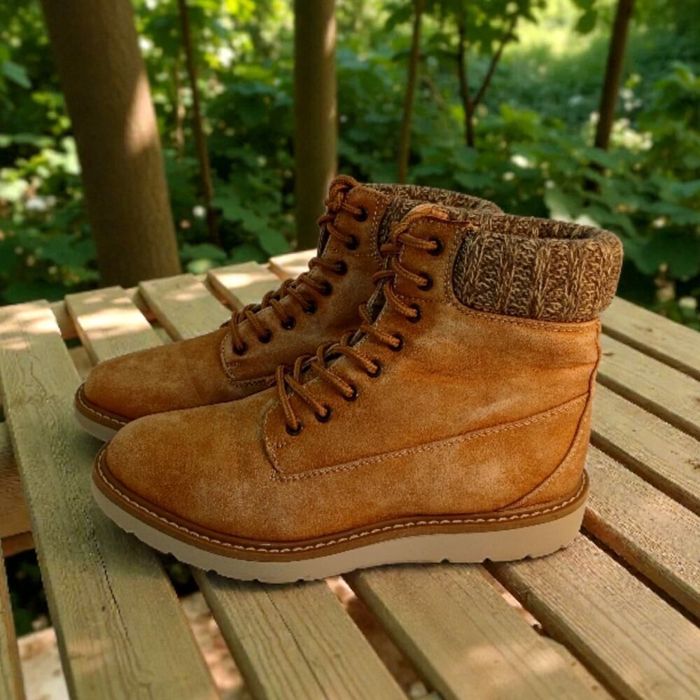 Mountain Sole Mailyn Women's Pre-owned Comfortable Natural Tan Hiking Boots - 6M